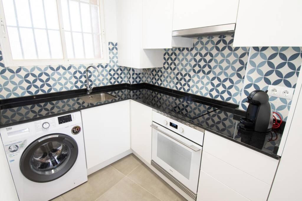 Apartamento Entero A 1 Minuto De La Playa Benidorm Bagian luar foto
