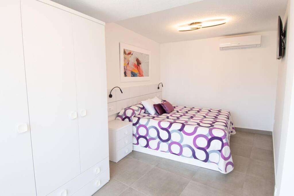 Apartamento Entero A 1 Minuto De La Playa Benidorm Bagian luar foto